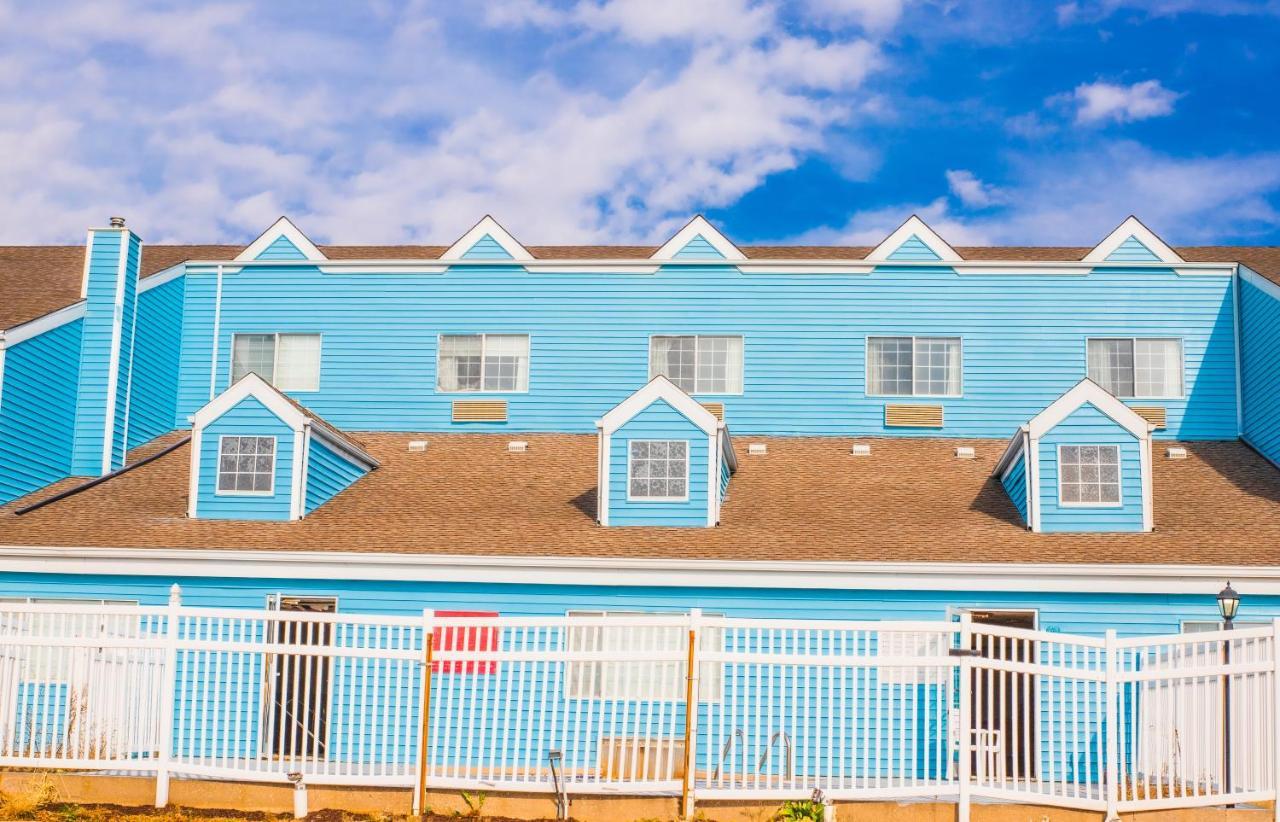 Cozy House Inn & Suites By Marifah Williamsburg Exterior photo